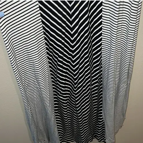 Tribal Black and White Diagonal Stripe Maxi Dress Size M