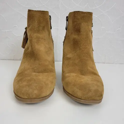 Guess  Womens Boots Size 7.5 Tan Side Zip Almond Toe Studded Chucky Ankle Heel