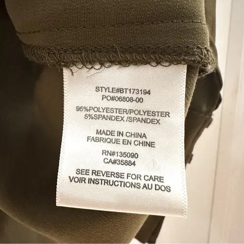 Black Swan Satin Stretch Button Front Peasant Top Blouse Oversized Green sz S