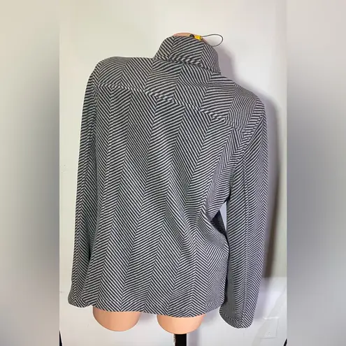 Isaac Mizrahi Plush Stripped Zip-Up Jacket Grey Size L