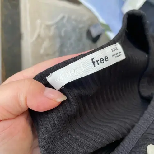 Wilfred  FREE BLACK RIBBED LONG SLEEVE SHIRT