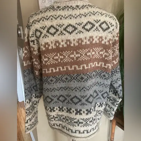 Women's Patterned Turtleneck Sweater