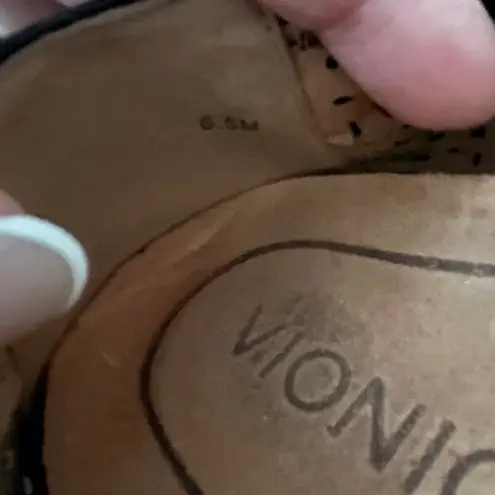 Vionic Robyn Black Leather Flats 6.5M Arch Support Comfort Ballet