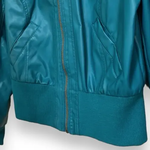 BB Winter Teal Bomber Style Jacket in Size XXL (fits like a M/L) Blue Size M