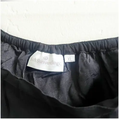 Soft Surroundings Embroidered Chiffon Black Knee Skirt Size XL Gold Embroidery