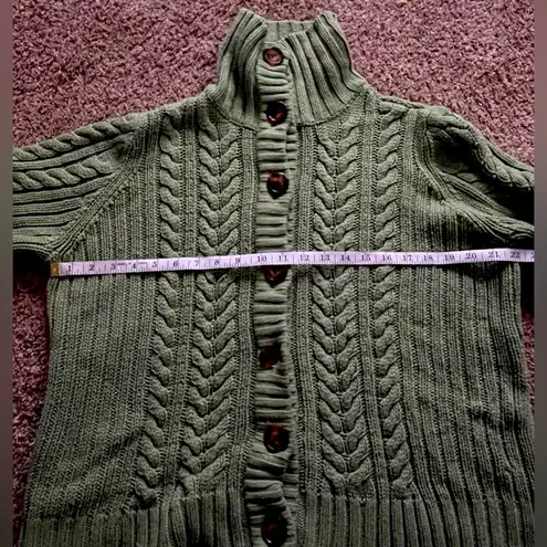 st. john's bay Woman’s  Sage Green Cable Knit Cardigan Size XL gently worn