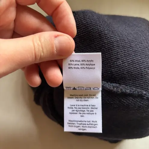 Outdoor Research Women's Griddle Beanie Wool Blue Geomteric Pattern with Pom Pom