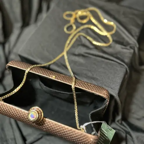 Swavorski Vintage Rare Clutch Bronze Fish Scale design wSwarovski Clusters kiss clasp