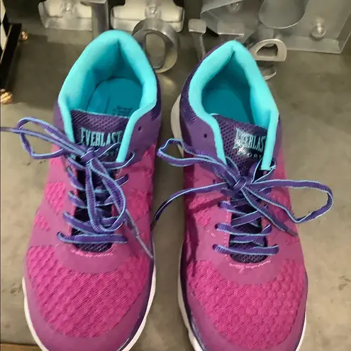 Everlast SPORT WITH MEMORY FOAM ATHLETIC SHOES