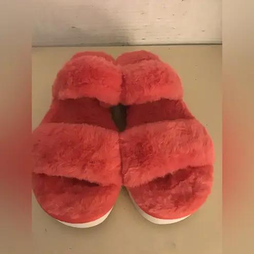 Koolaburra by Ugg Koolaburra By Uggs women Peach rose fluffy slide slipper sandals US 9 Euro 40