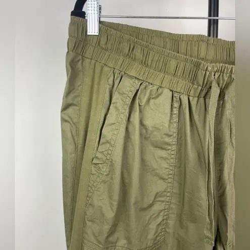 Lane Bryant  Green Pull On Elastic Waist Cropped Jogger Casual Pants