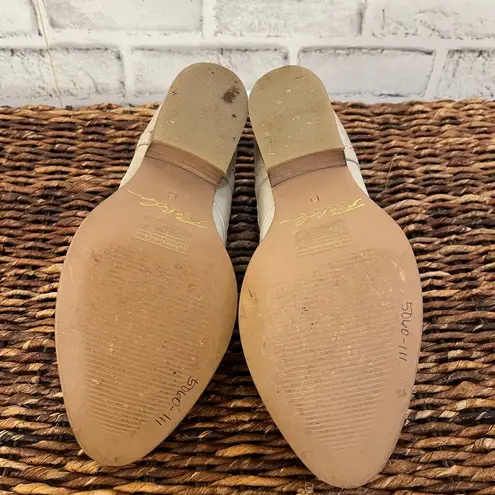 Women’s Rebels beige colored mesh leather style back zip western boots 6