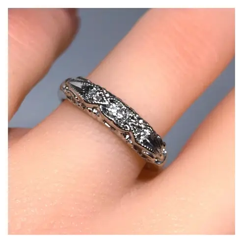 14KT ART DECO STYLE SOLID WHITE GOLD MID CENTURY MODERN 5 DIAMOND BAND RING