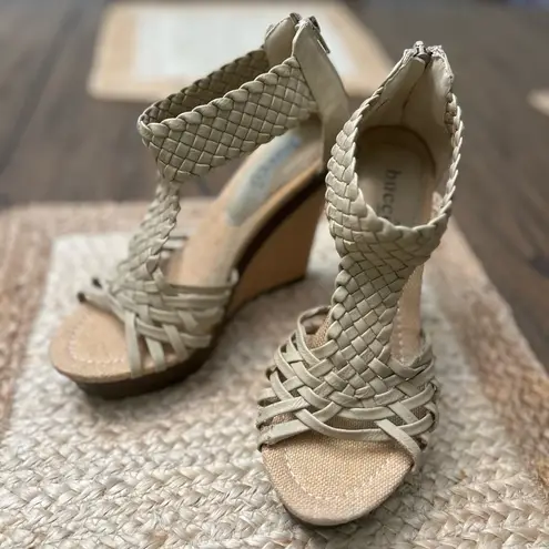 Bucco Alamea Woven Cream Wedge Sandal Heels Size 7