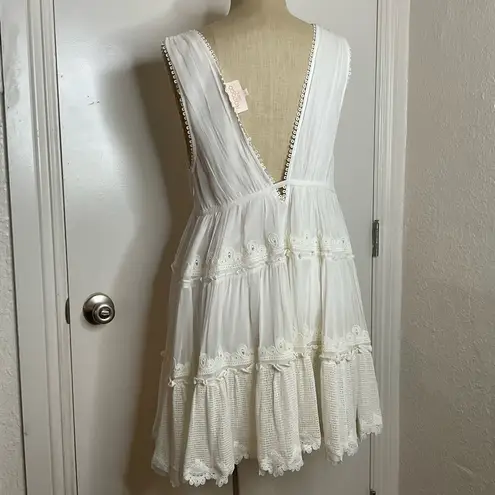 ROCOCO SAND White Ruffle
Babydoll Mini Dress Sleeveless Eyelet Size L