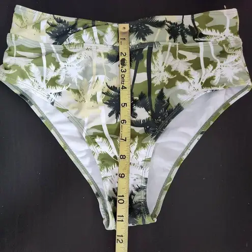 Green Tropical Print Bikini with High Waist Bottoms NWOT Size Medium