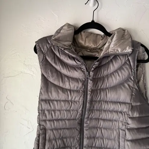 Bernardo Womens Goose Down Puffer Vest XL Sleeveless Gray Lightweight