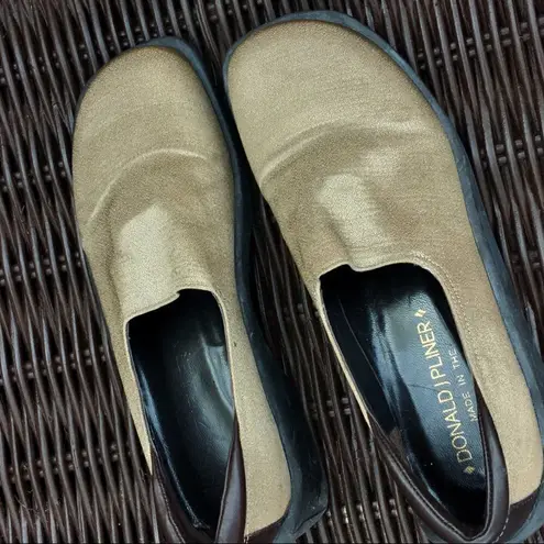 Donald Jeans Pliner metallic platform shoes 6M Tan Size 6