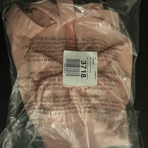 Elliatt Rays Sleeveless Mini Dress in Pink