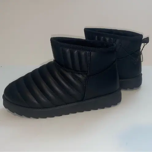 Ardene Black Faux Leather Quilted Sheepskin Thinsulate Ankle Boots 7