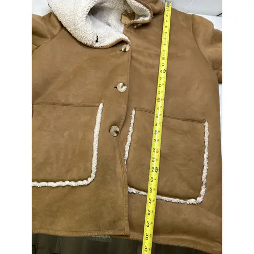 Bailey 44 Penny Lane Faux Shearling Coat in Tan. Size L.