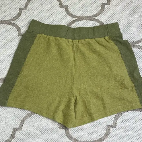 Monrow Fuzzy Fleece Shorts green willow Size L