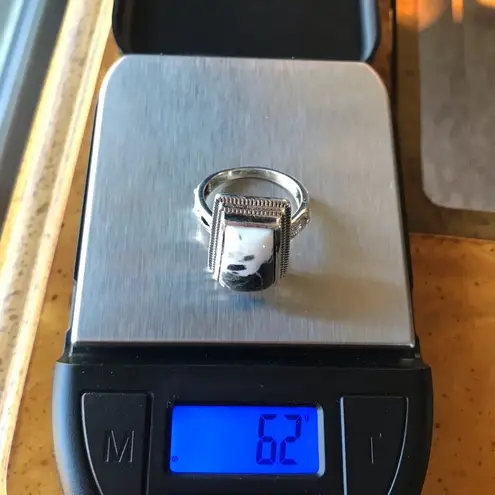 Genuine White Buffalo Turquoise Sterling Silver Ring Size 7