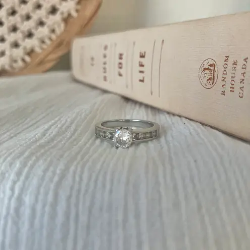 Stainless Steel Round Cut Inset Band Ring “Rhiannon” Silver Engagement Classic Jewelry