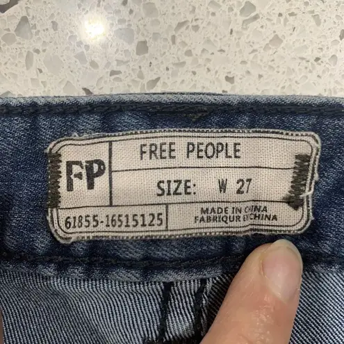 Free People Anthropologie  Size 27 Jeans Destroyed Skinny Busted Knees Mid Rise