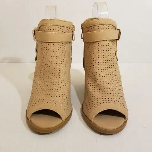 Bella Marie Block Heel Tan Peek Toe Ankle Boot Zip Up Buckle Bikers Stack 8.5