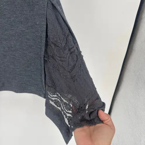 LOGO By Lori Goldstein Logo Lori Goldstein Waffle Knit Shark Bite Lace Trim Shirt Size XS Gray LS