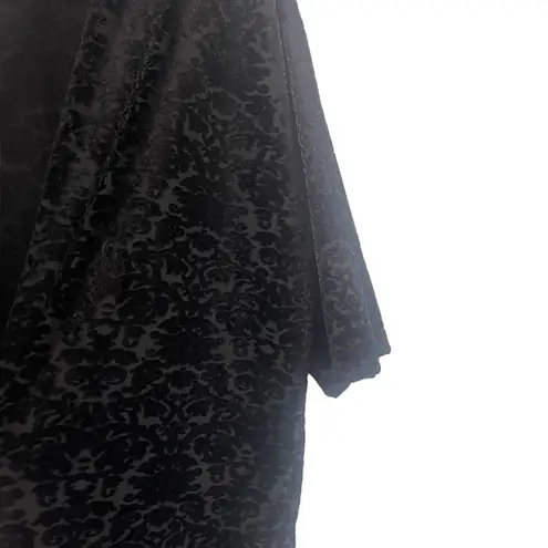 Cest La Vie Women's Size Large Whimsical Goth Witchy Velvet Open Front Cardigan Black