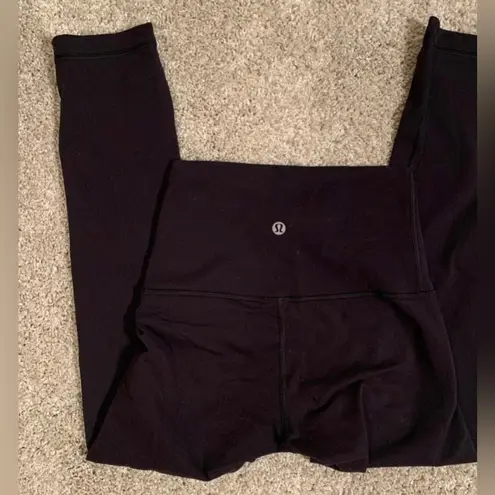 Lululemon Black  HR Align Crop 21” leggings Size 10