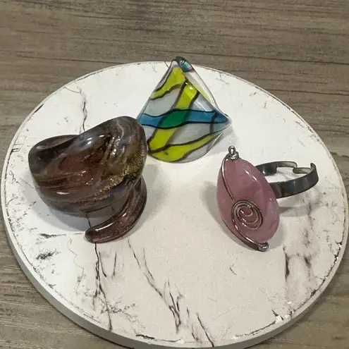 EUC Ring Set Large 3 Rings Colorful Large Stones Pink