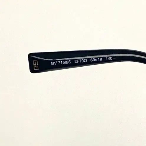 Givenchy NEW Aviator Gradient Lens Sunglasses Gold Frame GV7158/S