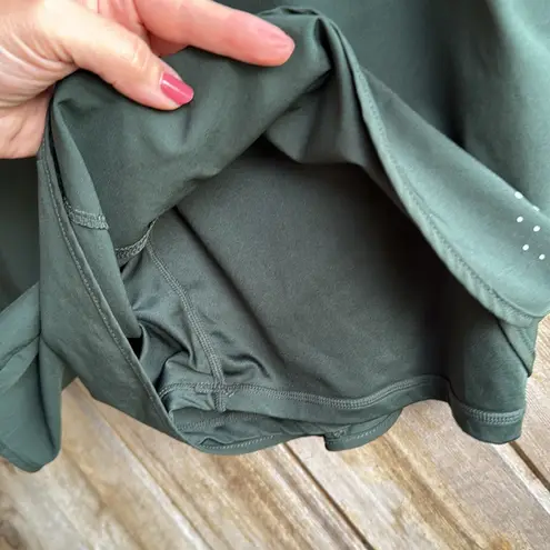 Avita large green two tone running shorts with leggings and zipper 12/14