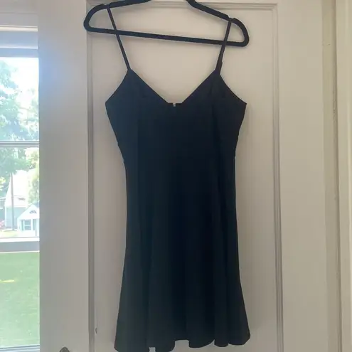 Jun & Ivy Francesca's Black Ladder Trim Mini: black Dress