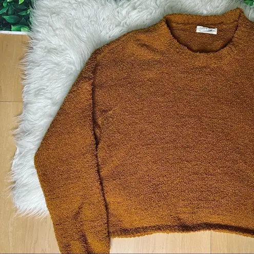 Cozy, warm, comfortable, mustard color long sleeve winter / fall sweater M Size M