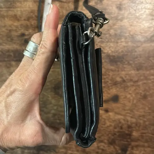 Perlina black leather crossbody bag great for travel everyday use quality made