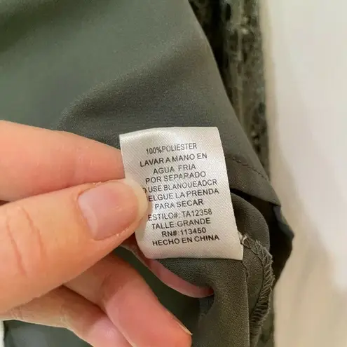 Lulumari Olive Green Round Neck Crochet Blouse L