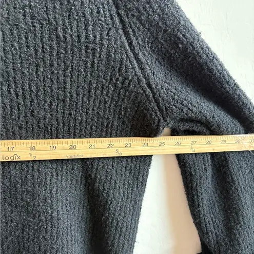 525 Vida Boucle Whip Stitch Pullover NWT Size Large In Black