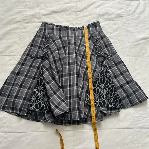 NWT Axes Femme Black and white grey plaid mini skirt with lace up detail Size M