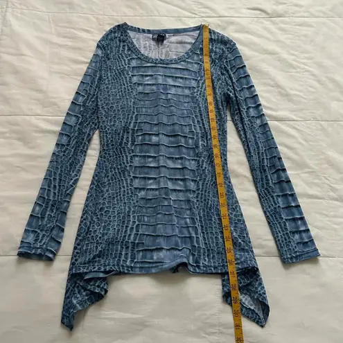 Y2K Blue crocodile print long sleeve draped hem top Size large