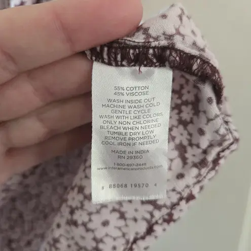 Dip Women Size L Light Pink Top With Flowers Flutter Sleeves Thin Light Weight Size L