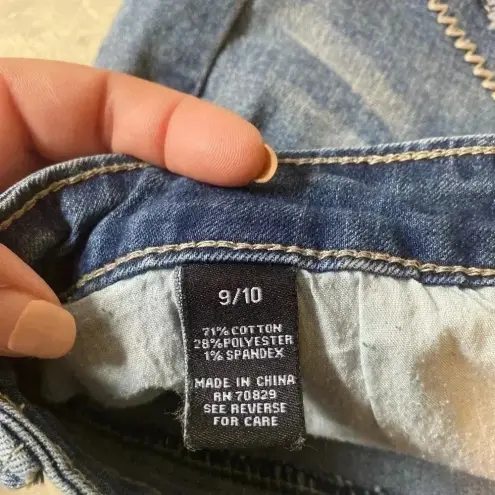 Rue 21 Rue‎ 21 Denim Cutoff Jean Shorts with Cream Lace Crochet Accent Size 9-10