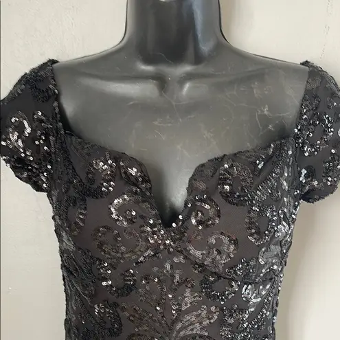 Elegant Black Sequin Evening maxi Dress