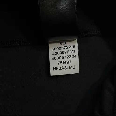 The North Face NWT  FlashDry Everyday High Rise Pants XL Short Black Zip Pockets