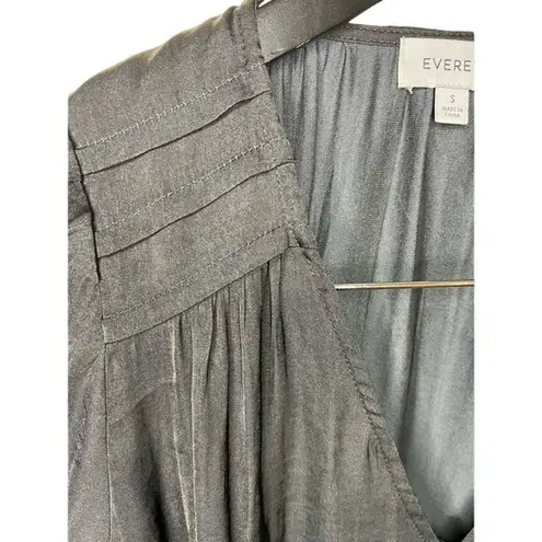 Evereve Audrina Black Satin Blouse Size Small V-Neck Button Front Business GUC