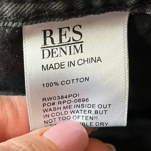 RES Destroyed Distressed No Doubt Black Denim Loose Fit Jean Shorts Size 26