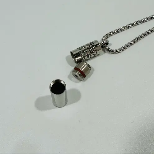 Essential Oil Perfume Diffuser Aromatherapy Pendant Necklace Stainless Steel Silver